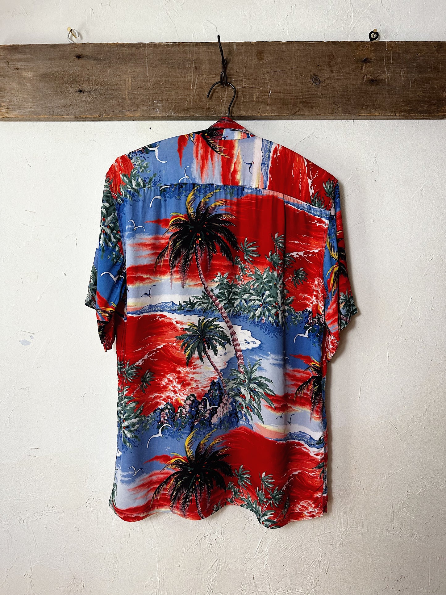 1950s Rayon Polynesian Hawaiian Shirt